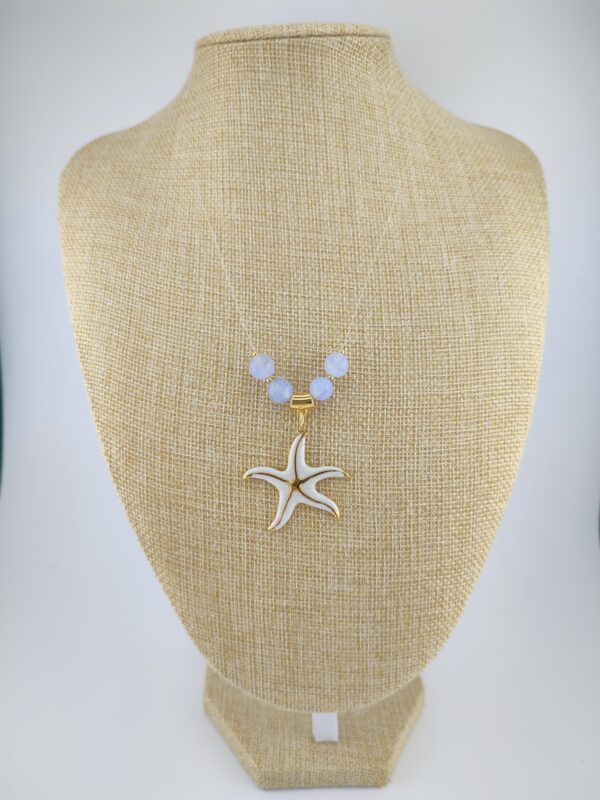 Collier Étoile de Mer – Calcédoine & Dorure Or Fin 24k